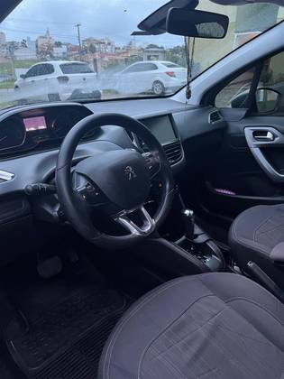 PEUGEOT 208 1.6 GRIFFE 16V FLEX 4P AUTOMÁTICO